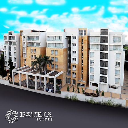 Quality Inn Patria Suites, Раджкот Экстерьер фото