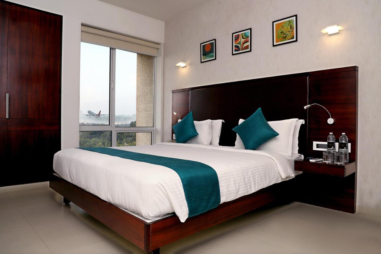 Quality Inn Patria Suites, Раджкот Экстерьер фото